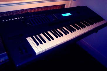 The Kurzweil K2600 at Volkaniko's sutdio